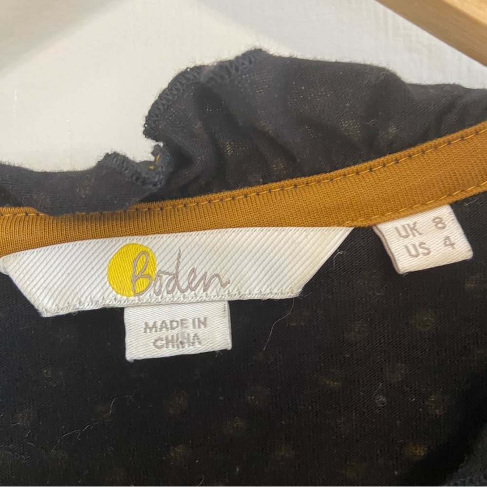 Boden Alberta Ruffle button down top - Picture 3 of 6